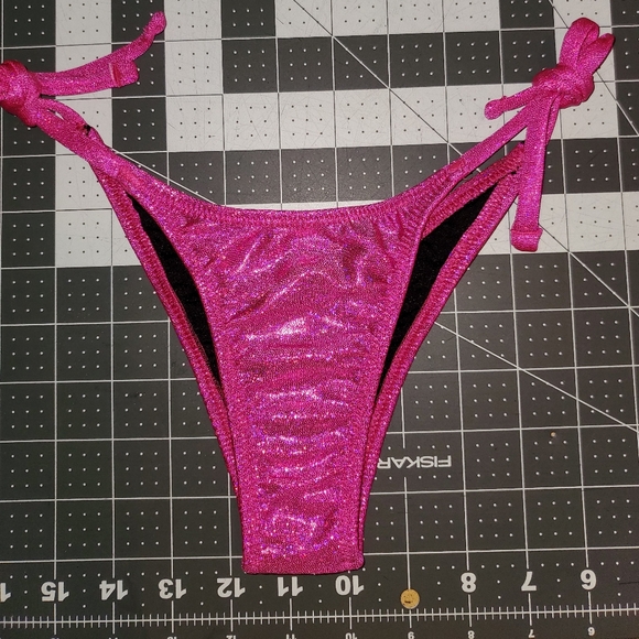 Pink Spandex Bikini A/B -Small (competition, posing practice, photo shoot) - Picture 5 of 5